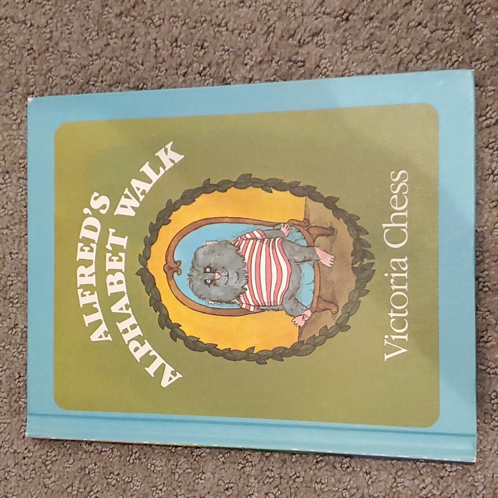 Alfred's Alphabet Walk - VINTAGE CHILDREN'S BOOK